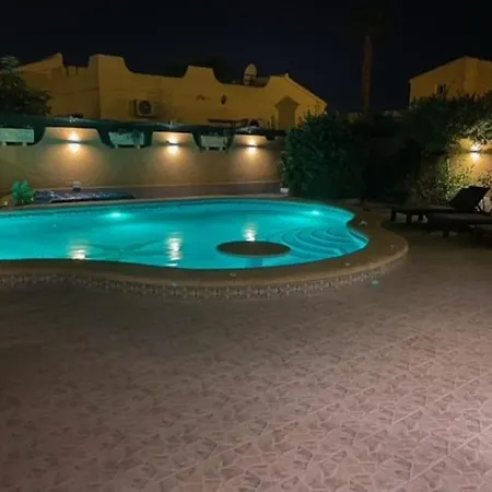 Agradable Villa Con Piscina Torrevieja Exterior photo