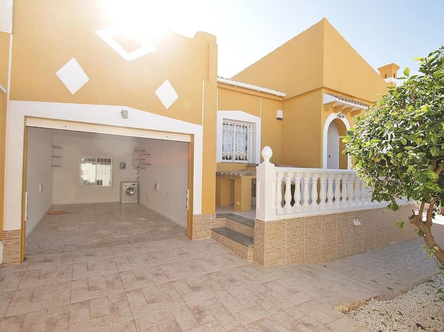 Agradable Con Piscina Holiday home *