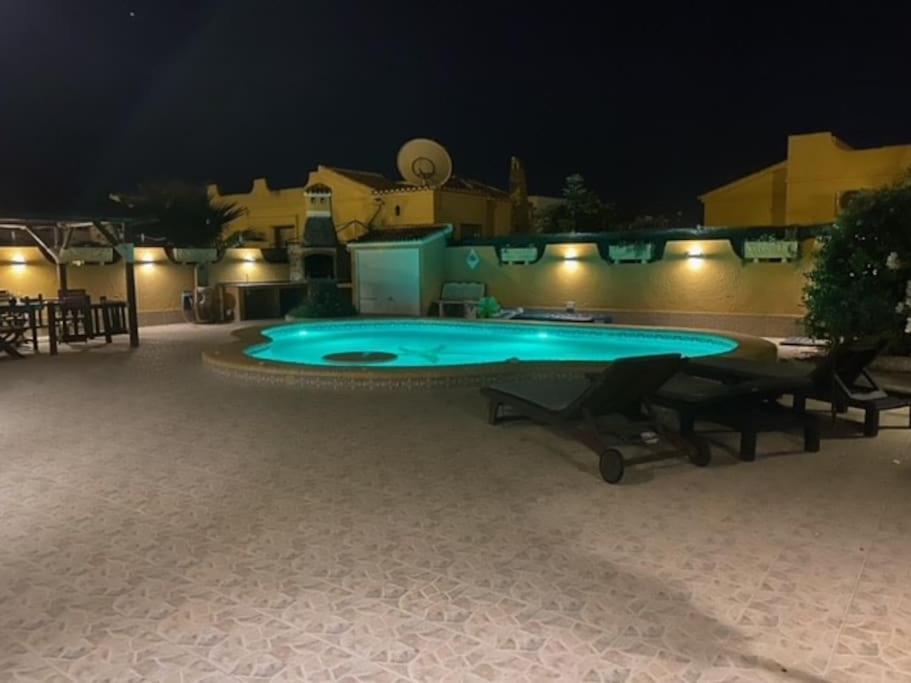 Agradable Con Piscina Torrevieja